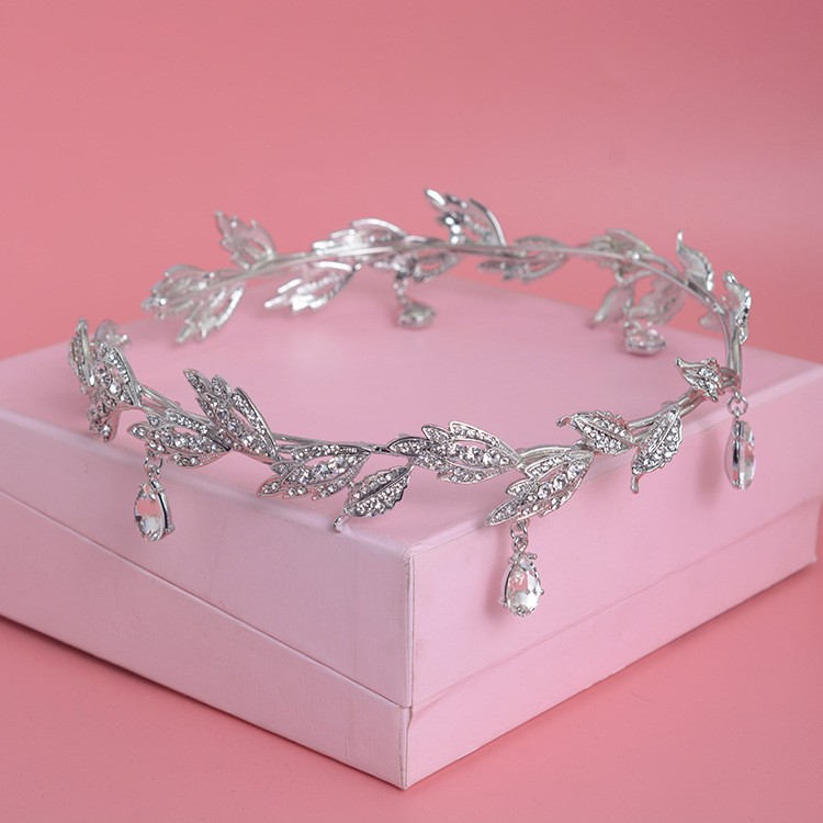 Luxe Crystal Crown Bruids Haar - Aerith Cosplay Prop recensie en prijs